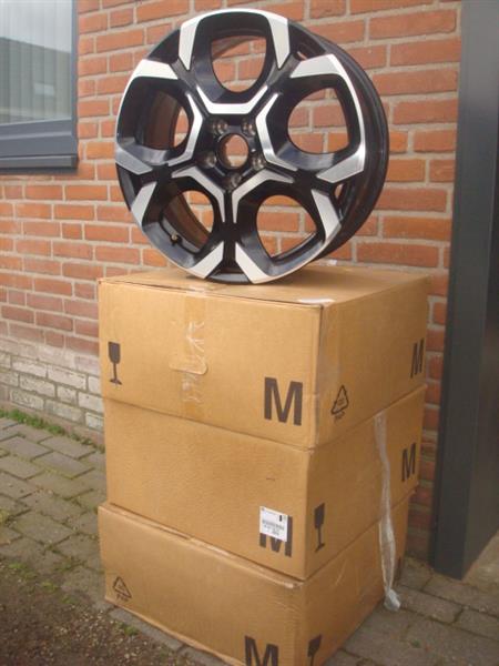Grote foto 18 originele citroen c5 aircross velgen 5x108 auto onderdelen banden en velgen
