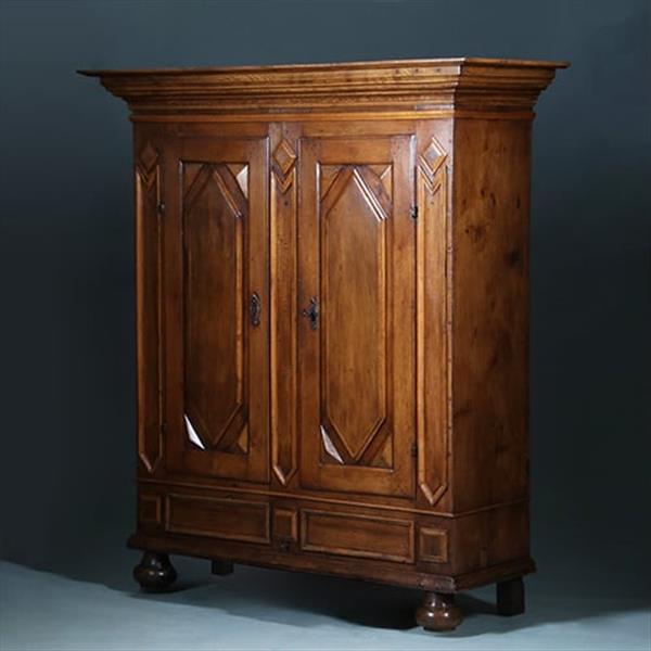 Grote foto stoere 17e eeuwse 2 deurs kast op bolpoten prachtige patina oude kleur no.371405 antiek en kunst stoelen en banken