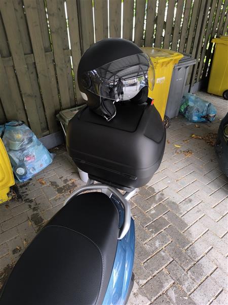 Grote foto peugeot kisbee b klasse fietsen en brommers peugeot