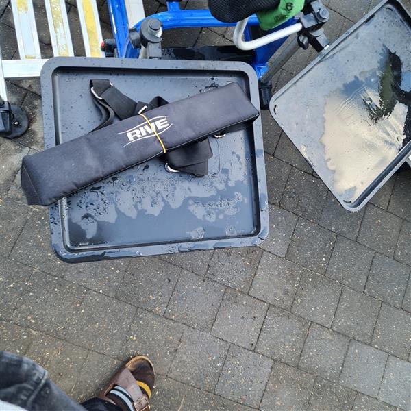 Grote foto rive visstation d 25 watersport en boten witvissen