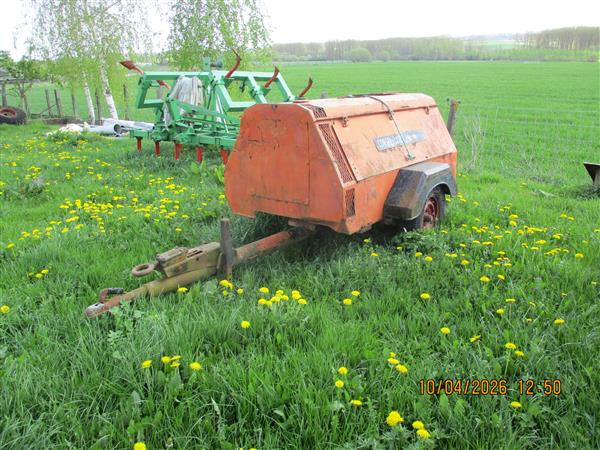Grote foto diverse landbouwmateriaal zakelijke goederen gereedschappen