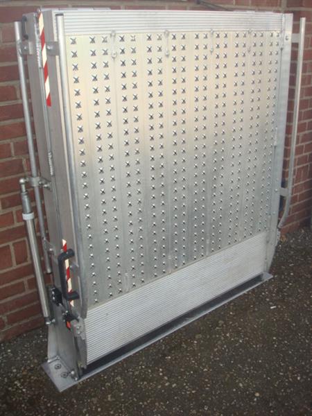Grote foto oprijplaten altec 260x100 scootmobiel rolstoel auto diversen gereedschap