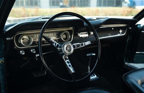 Grote foto ford mustang coupe 1965 turquoise v8 289 automaat auto ford usa