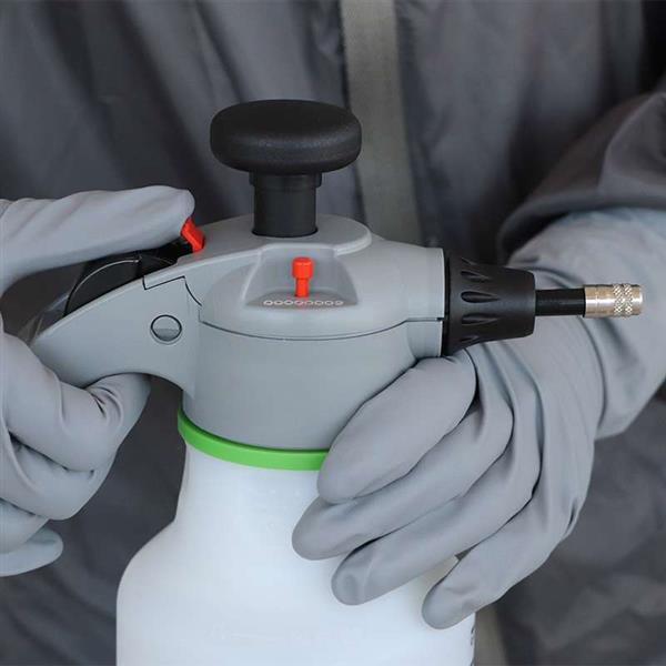 Grote foto colad pompvloeistofspuit ultimate op op zo lang de voorraad bij de importeur strekt 9703 ovd doe het zelf en verbouw materialen en producten