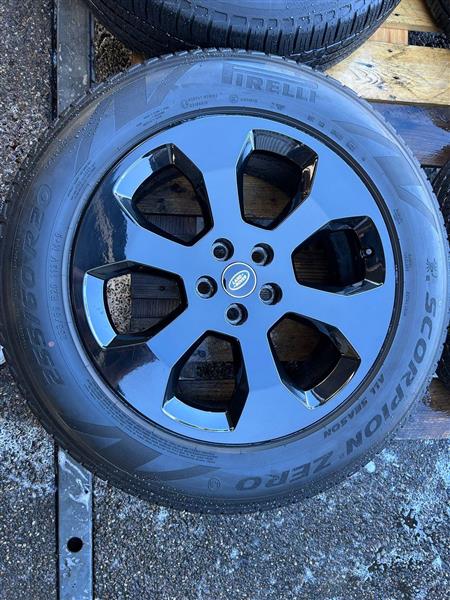 Grote foto landrover defender velgen met banden 20 inch auto onderdelen overige auto onderdelen