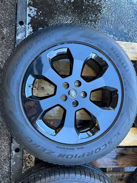 Grote foto landrover defender velgen met banden 20 inch auto onderdelen overige auto onderdelen