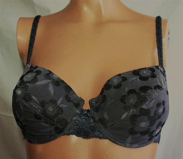 Grote foto chique rookgrijze bh sweet flower van triumph 70a kleding dames ondergoed en lingerie merkkleding