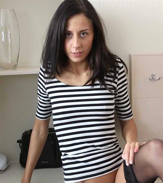 Grote foto een lekkere lul voor mijn natte poes erotiek contact vrouw tot man