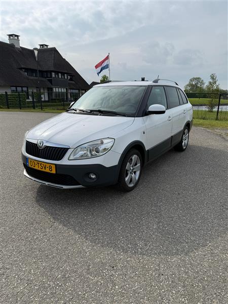 Grote foto skoda fabia 1.2 tsi airco scout uitv auto skoda