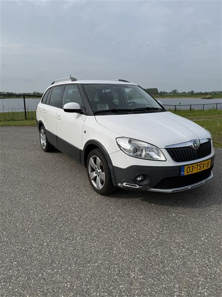 Grote foto skoda fabia 1.2 tsi airco scout uitv auto skoda