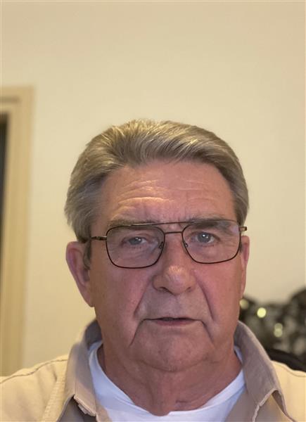 Grote foto man zoekt vriendin erotiek contact man tot vrouw
