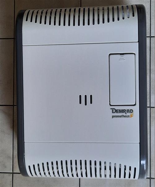 Grote foto 2 demrad gas kachels c20 2kw doe het zelf en verbouw verwarming radiatoren