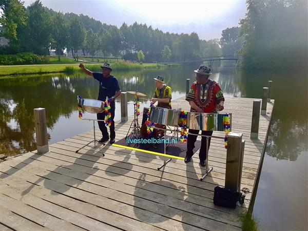 Grote foto caribische steelband muziek en instrumenten percussie