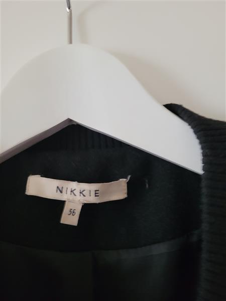Grote foto mantel zwart nikki kleding dames jassen winter