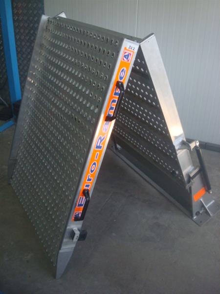Grote foto oprijplaat euro rampe amf bruns 240cm x 90cm auto diversen gereedschap