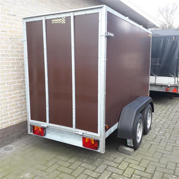 Grote foto gesloten aanhangwagen roca met valdeur auto diversen aanhangers