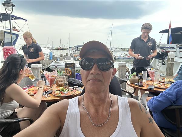 Grote foto mediterrane gewillige man erotiek man zoekt vrouwelijke sekspartner