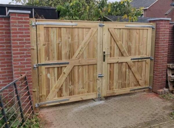 Grote foto tuinpoorten tuin en terras hekken en schuttingen