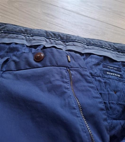 Grote foto chino short river woods in mooie blauwe kleur kleding heren broeken en pantalons