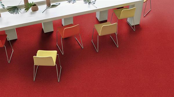 Grote foto heuga 727 red 2.000 tapijttegels van interface huis en inrichting vloerbedekking en kleden