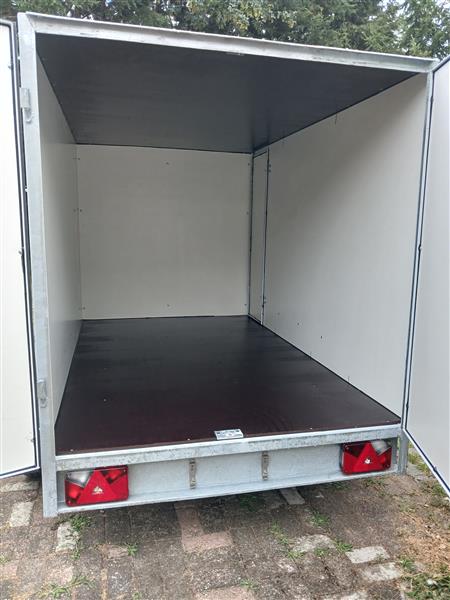 Grote foto aanhangwagen gesloten roca auto diversen aanhangers