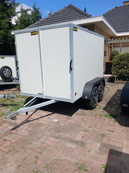 Grote foto aanhangwagen gesloten roca auto diversen aanhangers