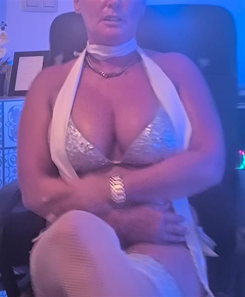 Grote foto wewhant you girls erotiek stel zoekt vrouwelijke sekspartner
