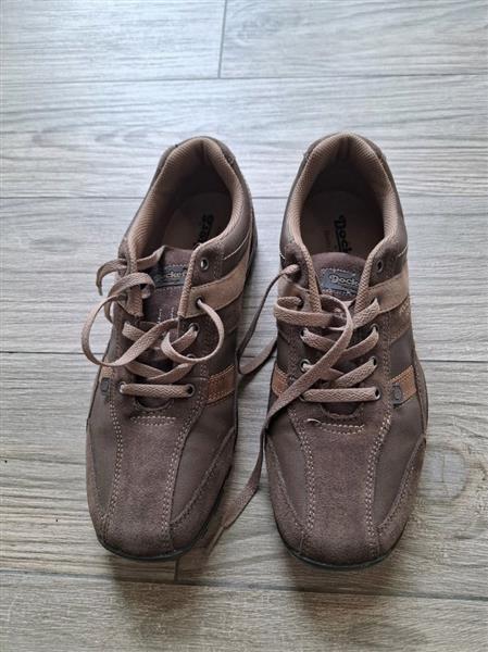 Grote foto stijlvolle bruine lederen sneakers van dockers 43 kleding heren schoenen