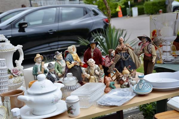 Grote foto grote garageverkoop rosekapellewijk diversen rommelmarktspullen