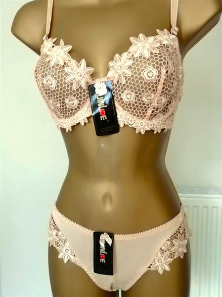 Grote foto chique goudbeige bh met slip d cups kleding dames ondergoed en lingerie
