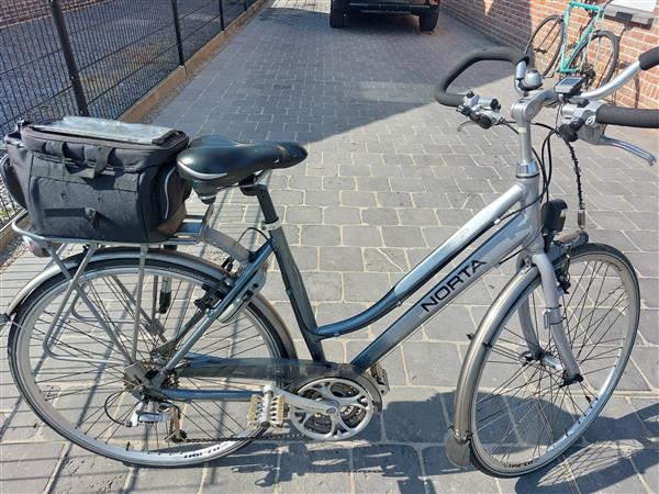 Grote foto damesfiets norta fietsen en brommers damesfietsen