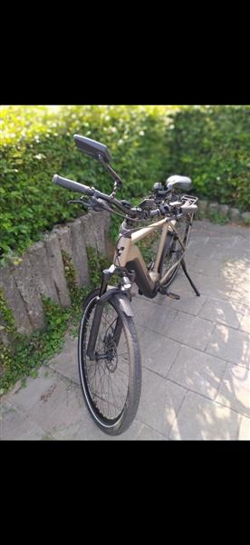 Grote foto cube kathmanduo fietsen en brommers elektrische fietsen