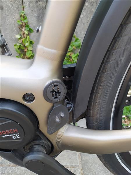 Grote foto cube kathmanduo fietsen en brommers elektrische fietsen