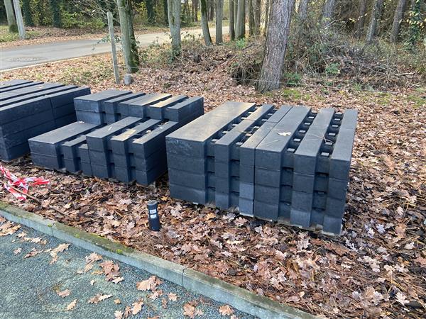 Grote foto waterdoorlatende oprit te koop stone style tuin en terras tegels en terrasdelen