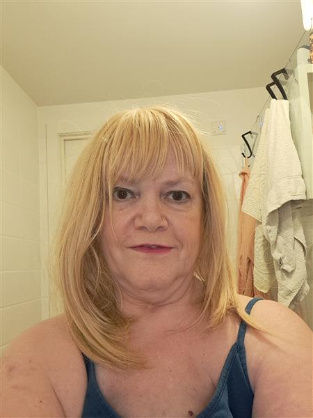 Grote foto mooie klssse vrouw zoekt man contacten en berichten vrouw zoekt man