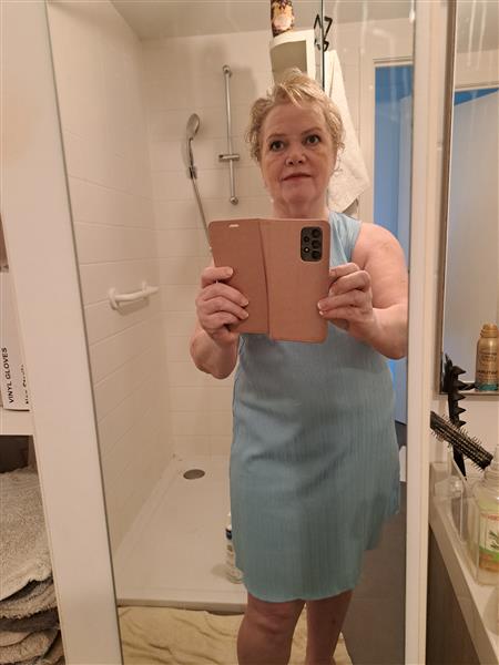 Grote foto mooie klssse vrouw zoekt man contacten en berichten vrouw zoekt man
