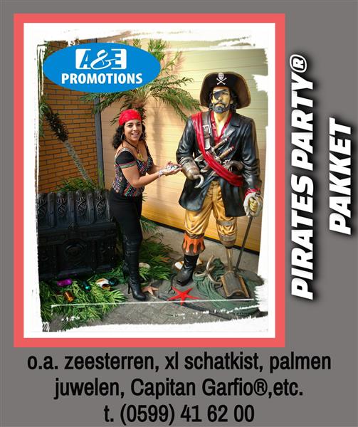 Grote foto piraat scene verhuur stuurrad kanon etc. diensten en vakmensen entertainment