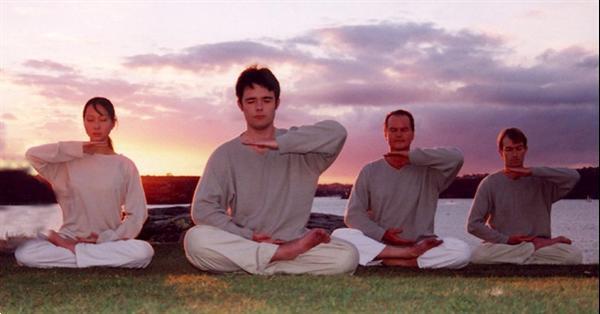 Grote foto brugge falun dafa elke zondag gratis meditatie diensten en vakmensen alternatieve geneeskunde en spiritualiteit