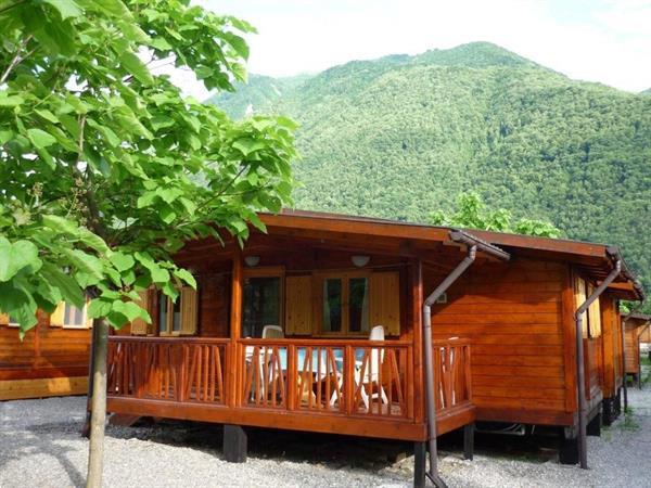 Grote foto te huur prive chalet luganomeer porlezza italie vakantie italie