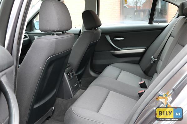 Grote foto bily bmw e90 320d sedan 2006 in onderdelen auto onderdelen navigatie systemen en cd