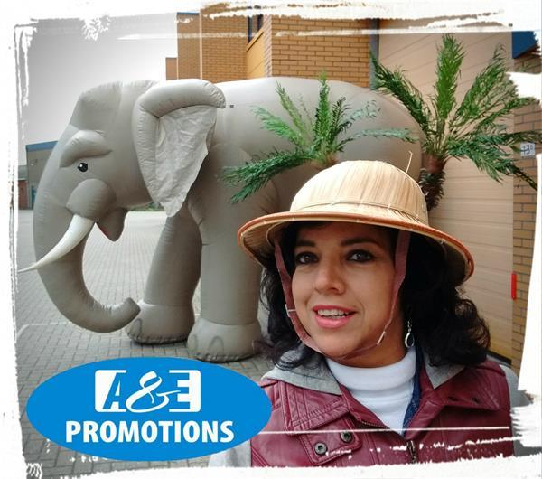 Grote foto oerwoud figuren verhuur reuze olifant brabant diensten en vakmensen marketing en reclame