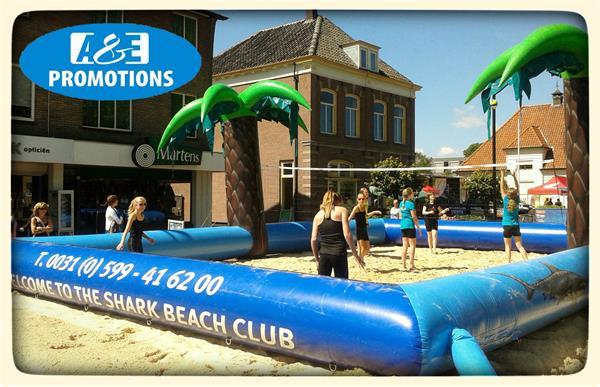 Grote foto shark beach club strand spelen huren gent brugge diensten en vakmensen creatief