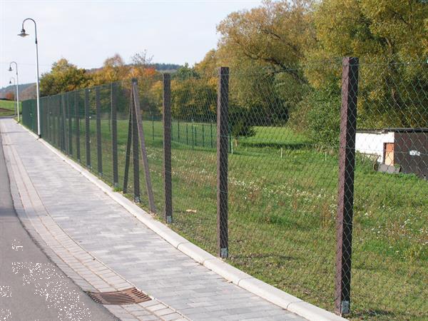 Grote foto kunststof weide palen romoga dieren en toebehoren stalling en weidegang