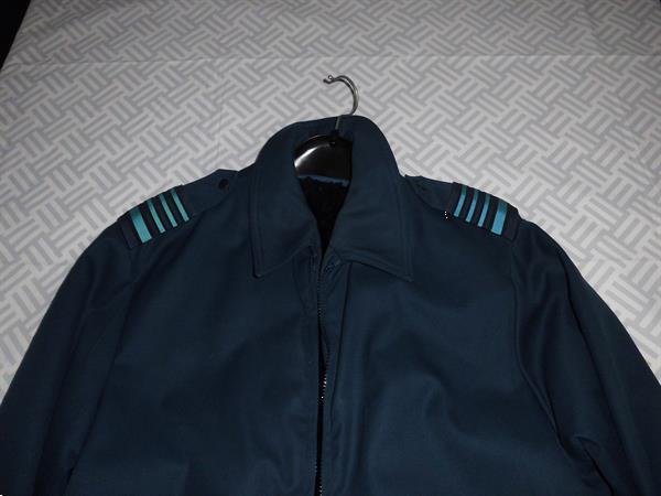 Grote foto zeer verzorgd uniform van kolonel luchtmacht verzamelen militaria algemeen