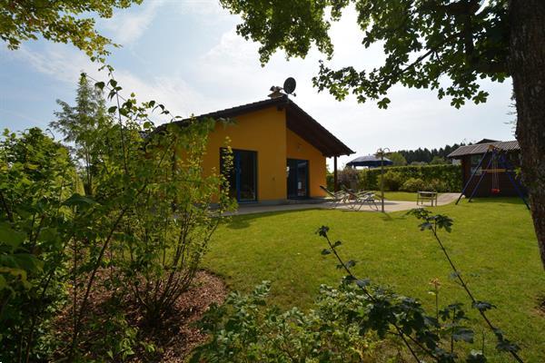 Grote foto moderne rustig gelegen bungalow in de eifel huizen en kamers bestaand europa