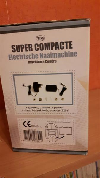 Grote foto super compacte elektrische mini naaimachine hobby en vrije tijd naaimachines