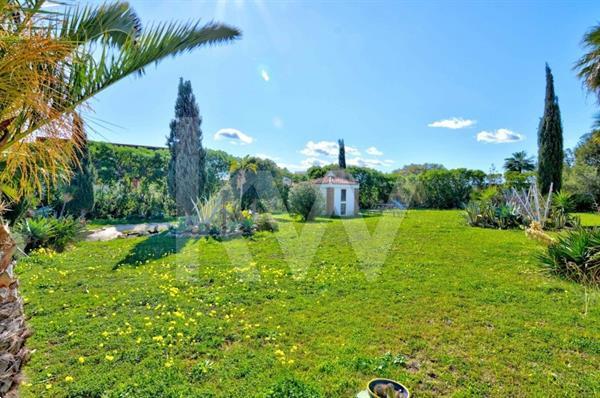 Grote foto bouwgrond met zeezicht costa del sol huizen en kamers kavels europa
