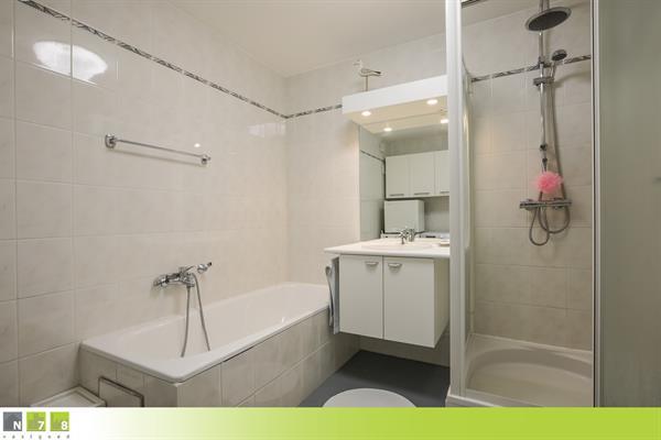 Grote foto volledige badkamer huis en inrichting complete badkamers