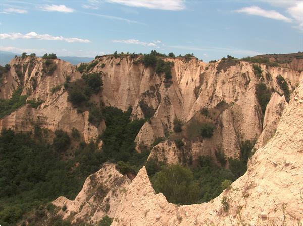 Grote foto struma dolinata kamer met panoramisch bergzicht vakantie europa oost