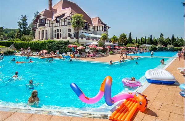 Grote foto nu met korting vakantievilla met 3 zwembaden vakantie frankrijk